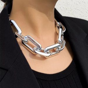 Zara Vintage Non-Metal Wedding Simulated Gold Oval circle link Chain Necklace